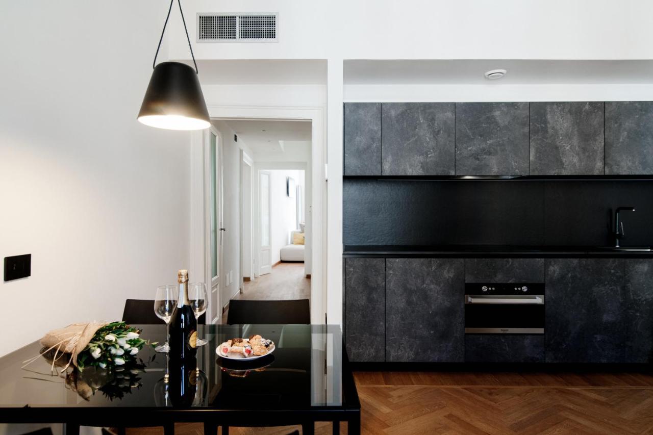 Apartament Dome'S Charme - The House Of Travelers Como Zewnętrze zdjęcie